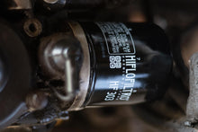 Cargar imagen en el visor de la galería, Filtro de aceite HF303
